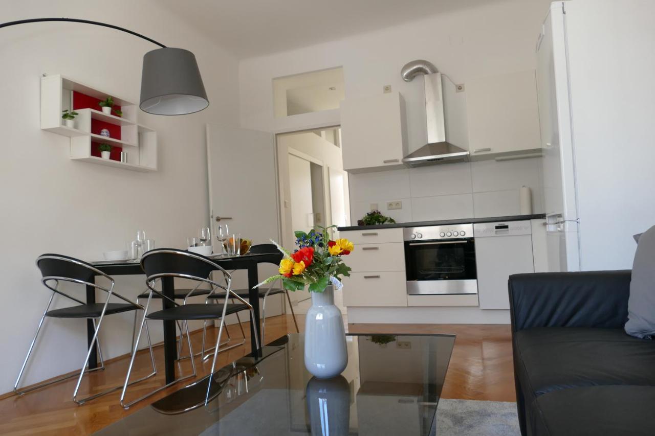 Stylish City Apartments Wina Bagian luar foto