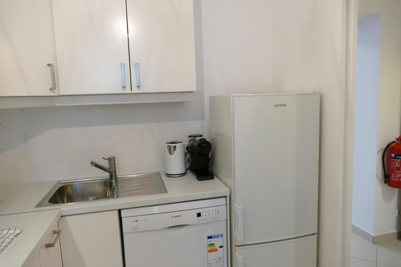 Stylish City Apartments Wina Bagian luar foto