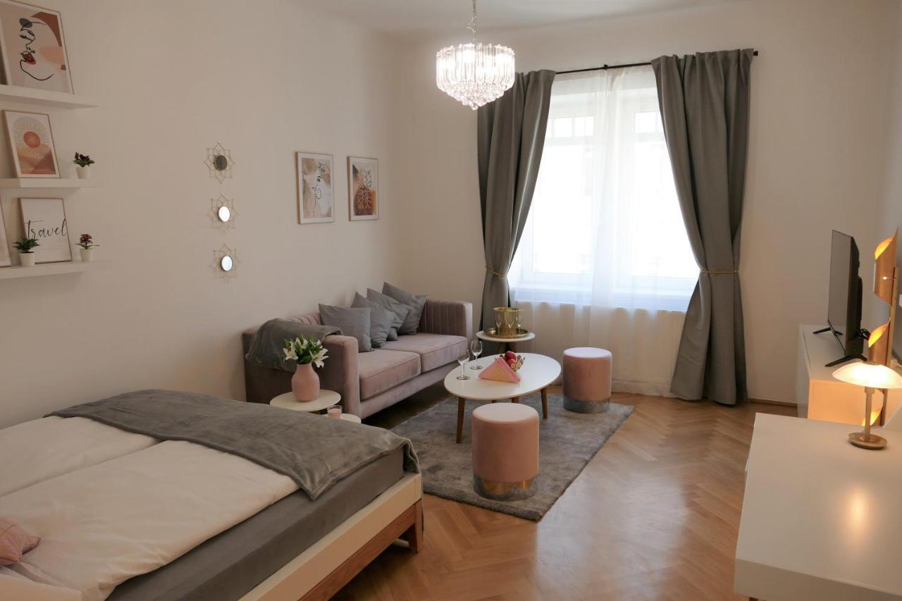 Stylish City Apartments Wina Bagian luar foto