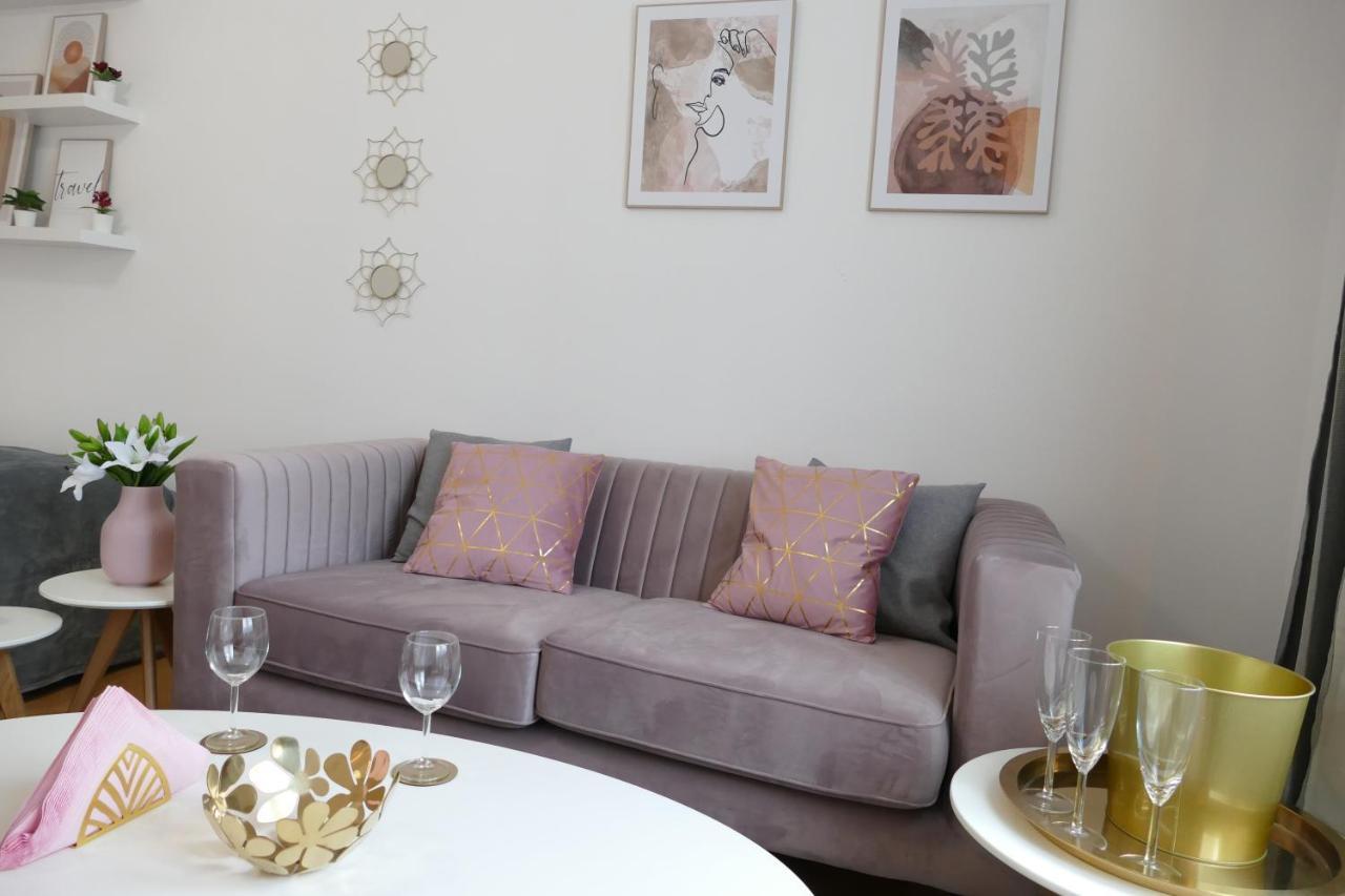Stylish City Apartments Wina Bagian luar foto