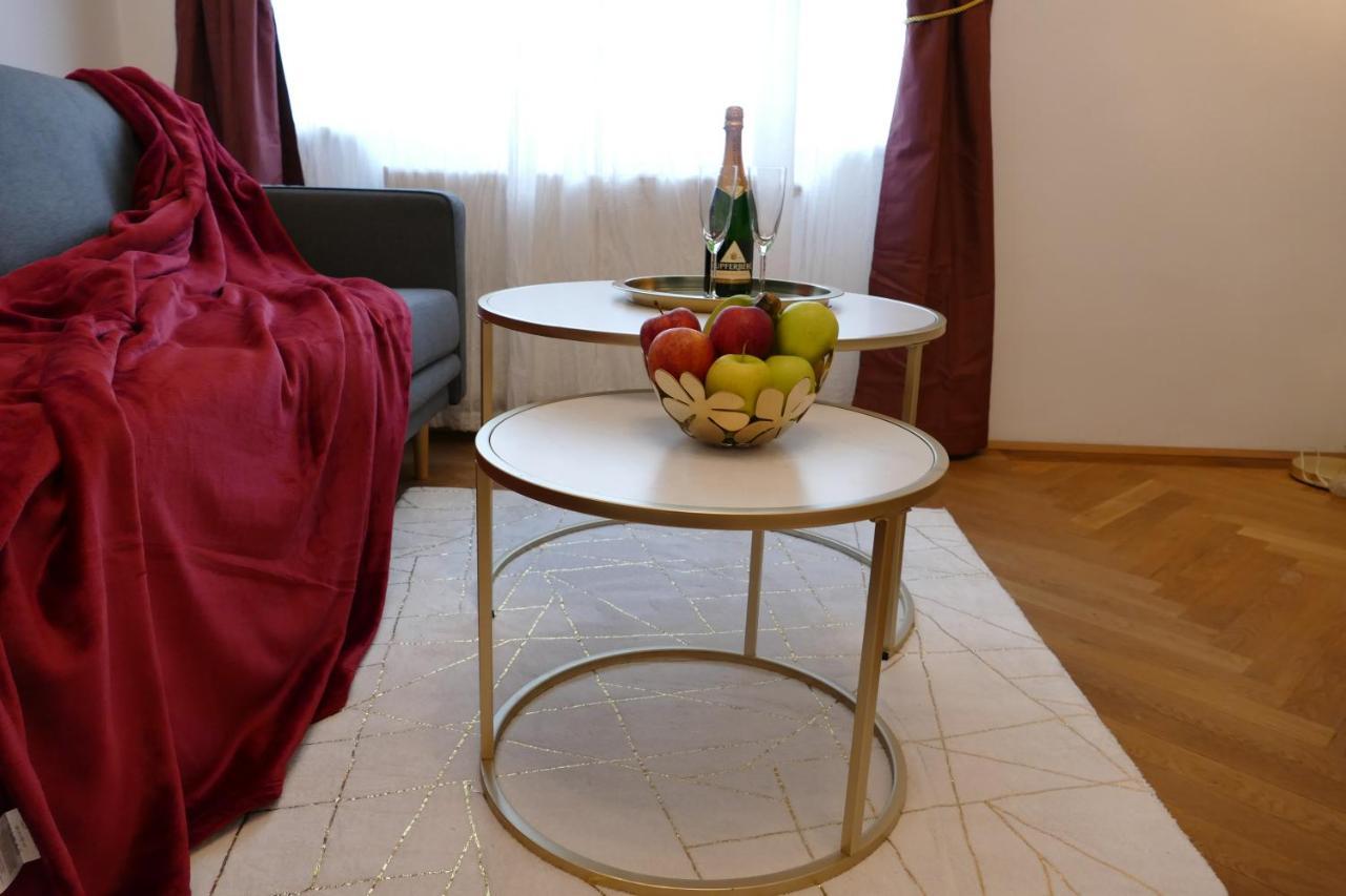 Stylish City Apartments Wina Bagian luar foto