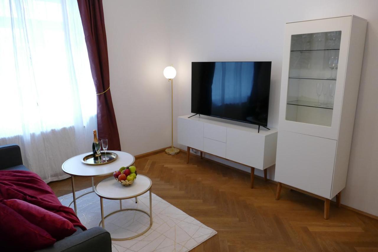 Stylish City Apartments Wina Bagian luar foto